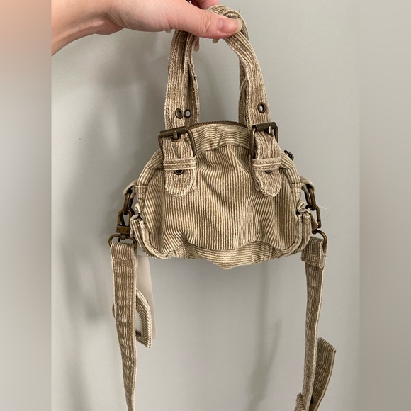 UO tan mini duffle - Picture 5 of 5